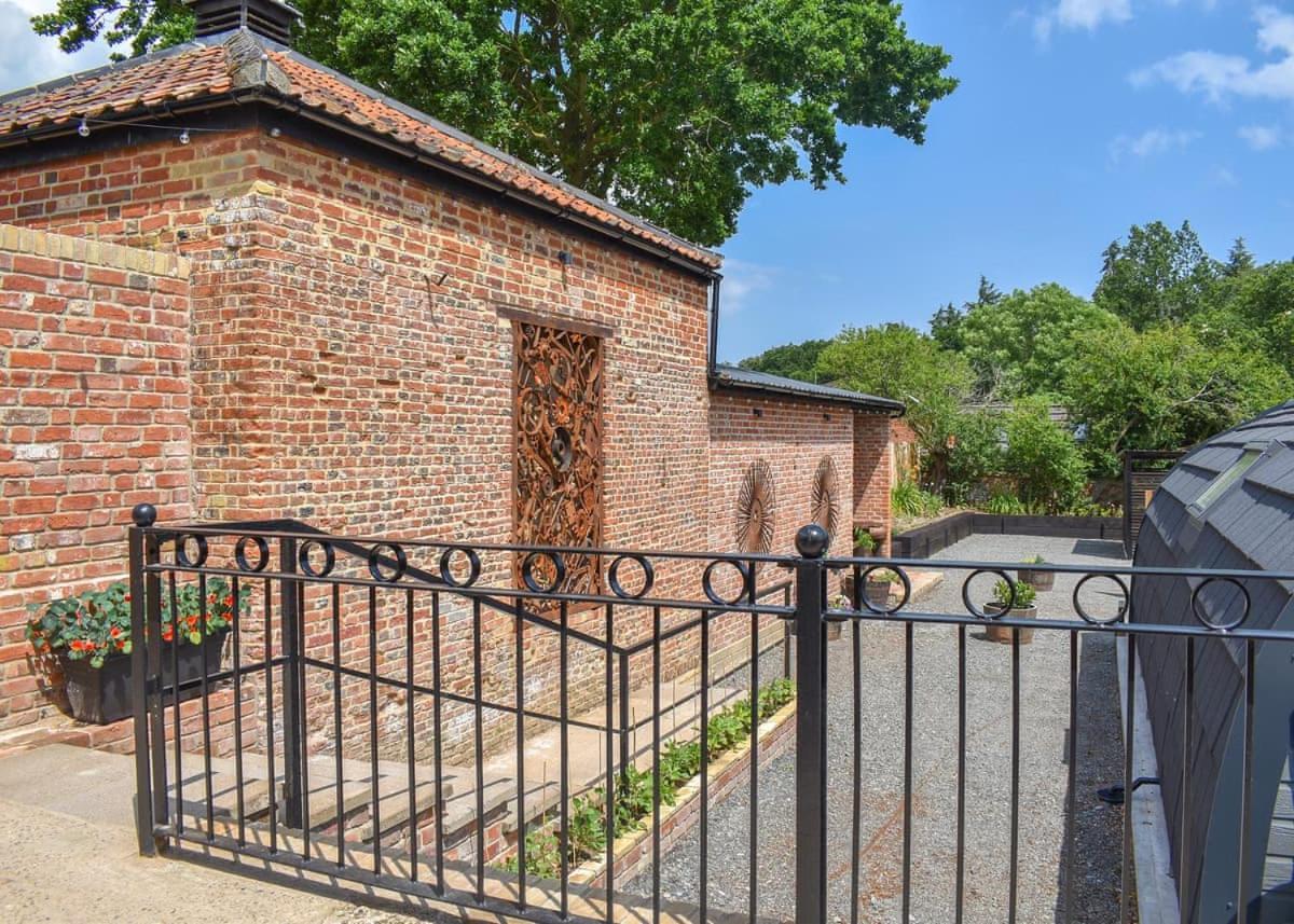 Hill Farm Retreat Ξενοδοχείο Wangford Εξωτερικό φωτογραφία